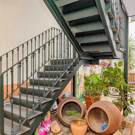 Loft En Triana Apartment Seville Ngoại thất bức ảnh
